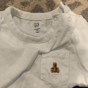 GAP One Pieces - Baby gap basic onesies GAP One Pieces - Baby gap basic onesies